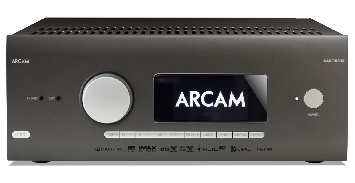 Arcam HDA AVR31 — pohled zepředu na hliníkové čelo s displejem