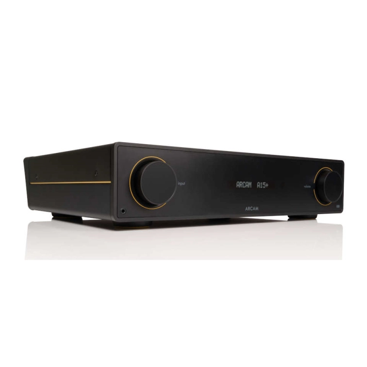 ARCAM A15+ – zadní kovový nástavec skrývající konektory