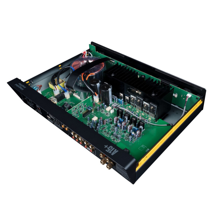 ARCAM A15+ – detail zadního panelu se vstupy a výstupy
