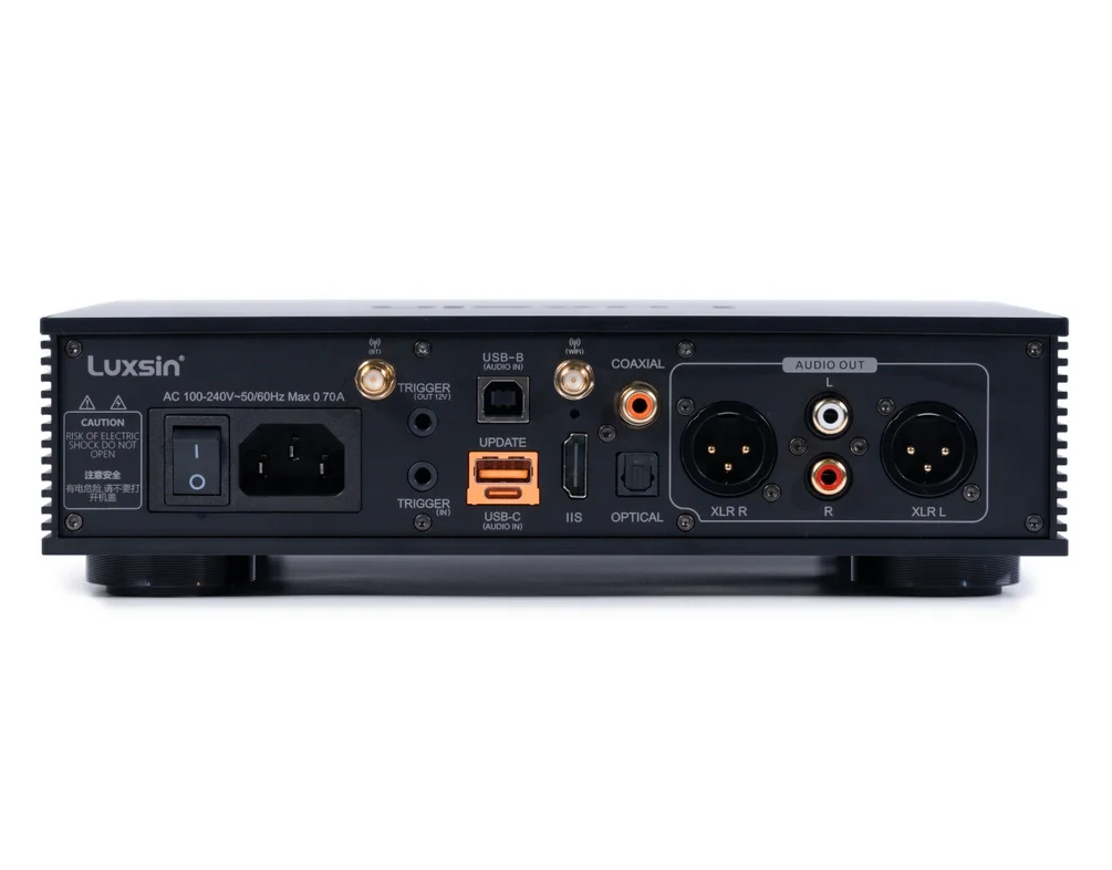 Luxsin X8 — detekce impedance na výstupech XLR4, 4,4 mm a 6,35 mm