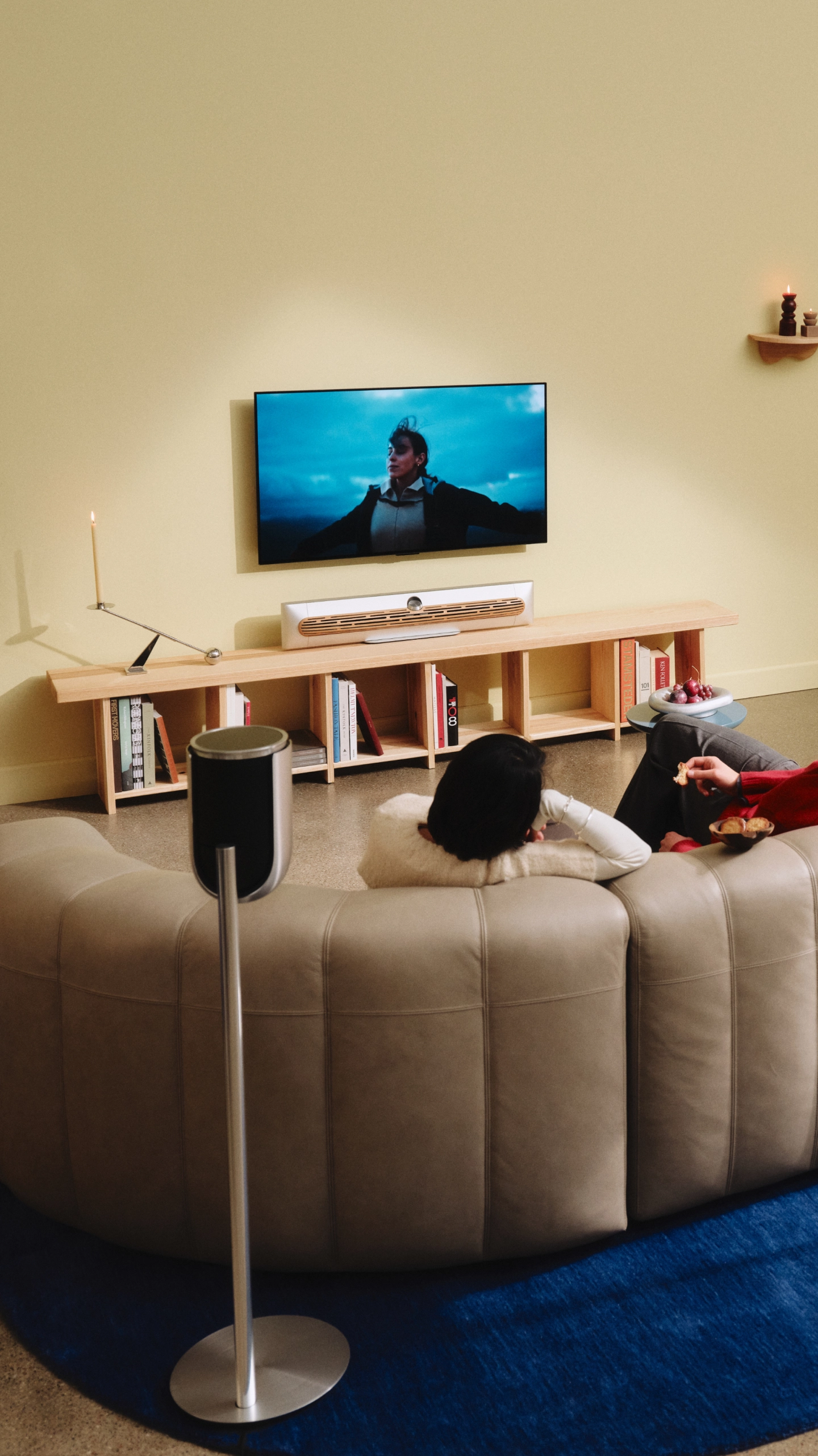 Ovládání domácího kina Beosound Premiere přes mobilní aplikaci Bang & Olufsen
