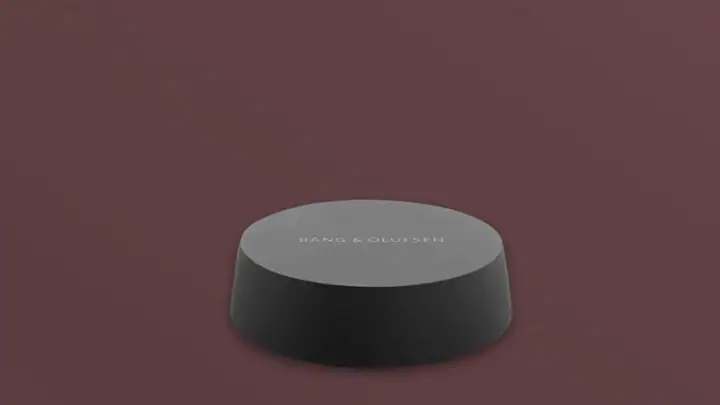 BeoSound Core jako propojovací jádro bezdrátového systému Bang & Olufsen s reproduktory Beolab