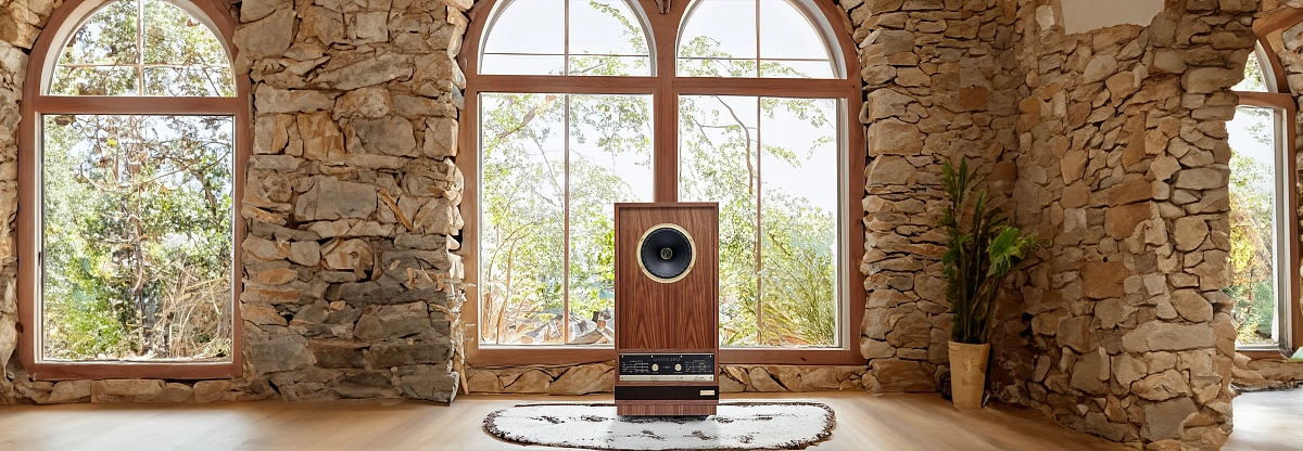 Fyne Audio Vintage Classic Gold X SP v retro stylu interiéru