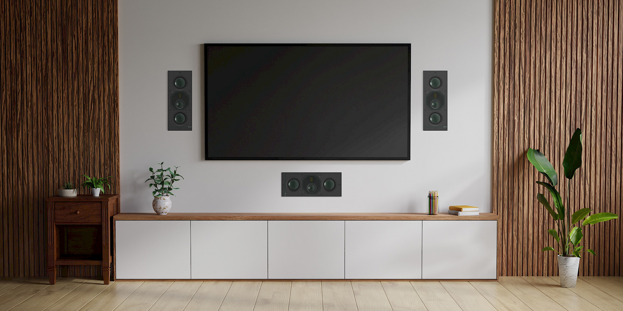 Kino sestava se třemi vestavnými reproduktory Monitor Audio kolem televizoru