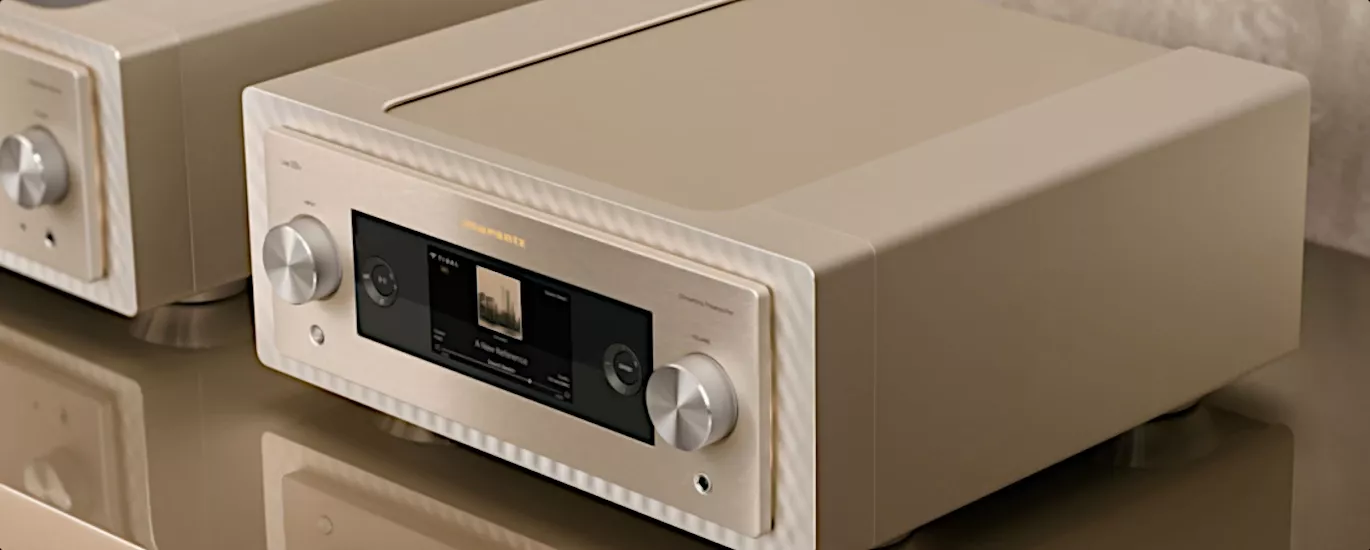 Detail vnitřní konstrukce Marantz Link 10n s oddělenými napájecími zdroji a moduly HDAM
