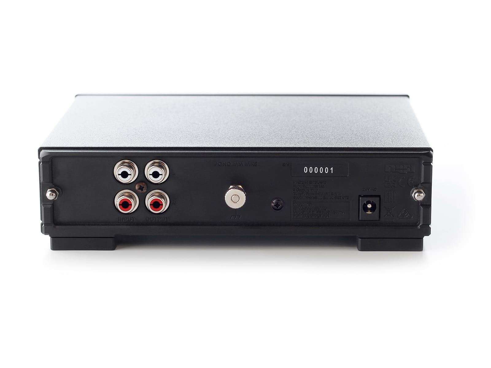 Zadní panel Rega Fono MM MK5 s RCA konektory