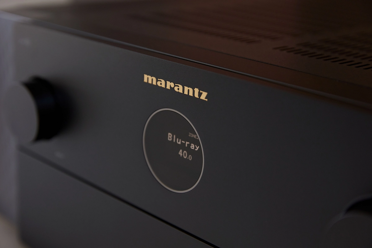Marantz Cinema 40 — interní komponenty ladění Sound Master