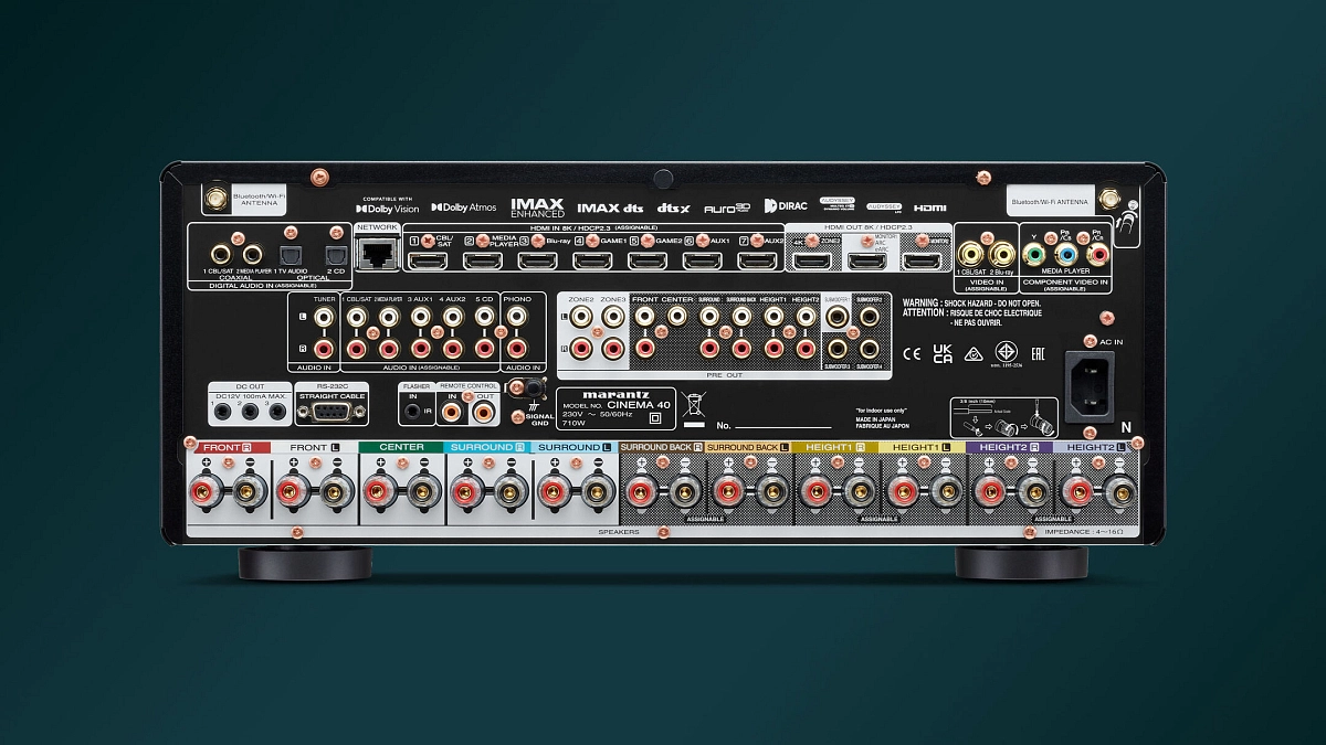 Marantz Cinema 40 v kompletní domácí kino sestavě s reproduktory a projektorem