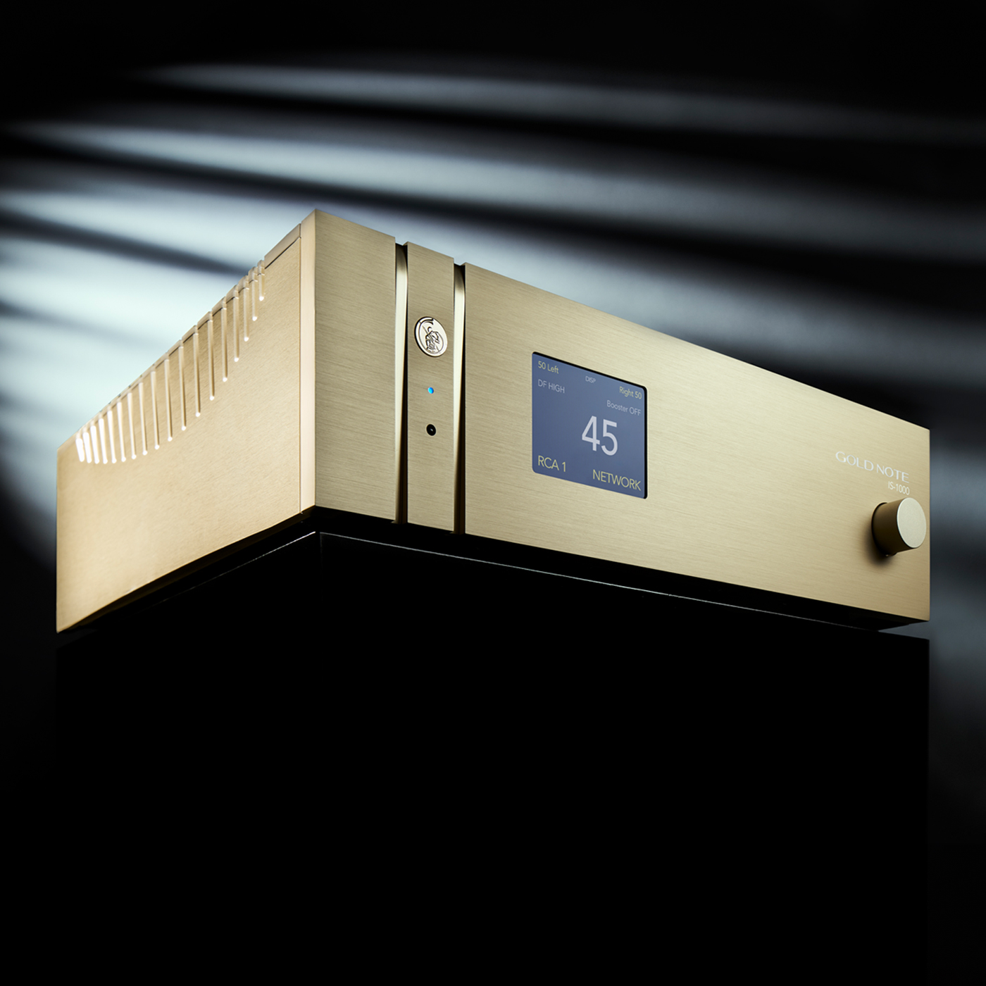 Gold Note komponent řady 10 v sestavě s externím napájením