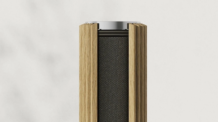 Beolab 28 jako součást domácího kina Bang & Olufsen v designovém obývacím pokoji